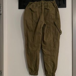 Forever, 21 green Jean joggers